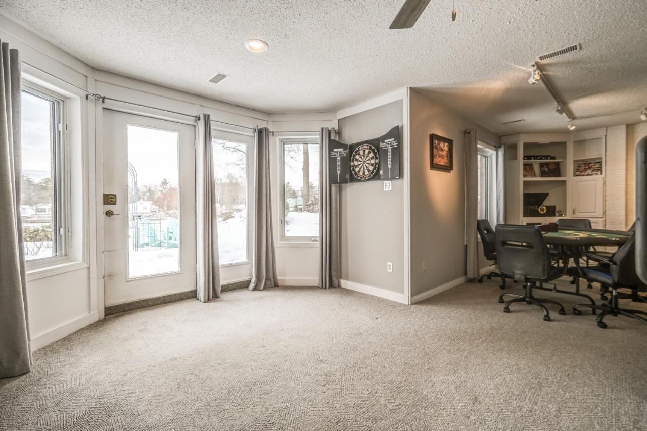 Wasaga Beach Cottage ภายนอก รูปภาพ
