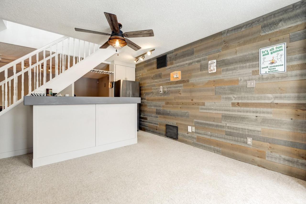Wasaga Beach Cottage ภายนอก รูปภาพ