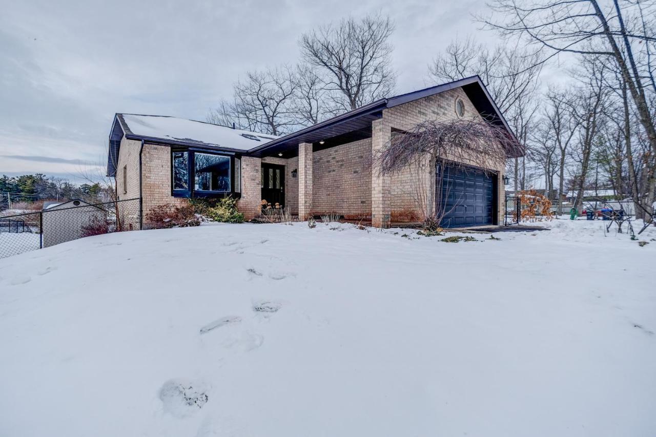 Wasaga Beach Cottage ภายนอก รูปภาพ